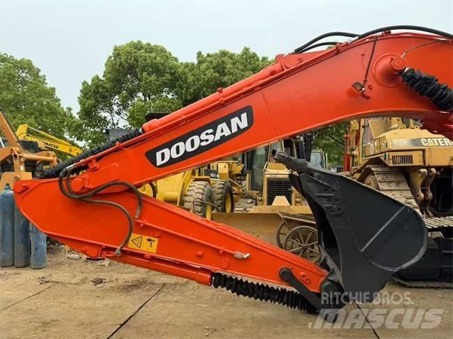 Doosan DX 225 LC Bageri gusjeničari