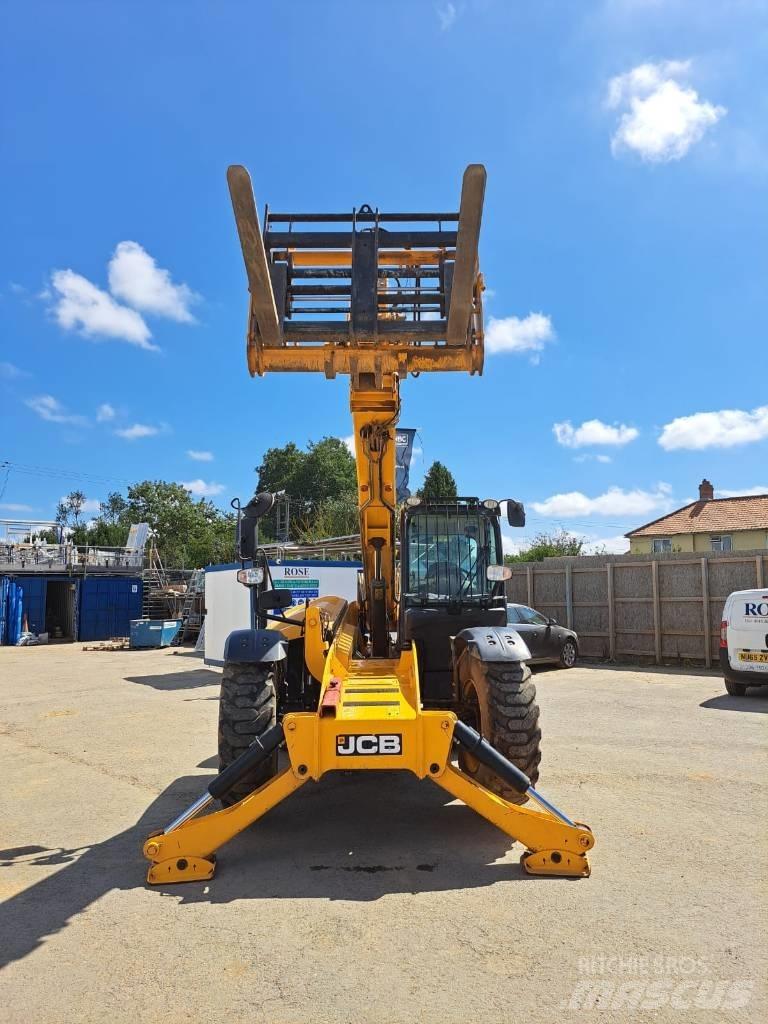 JCB 535 V 125 Teleskopski viličari