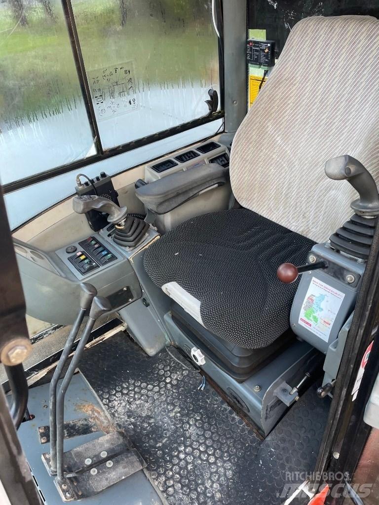 Terex TC125 Bageri gusjeničari