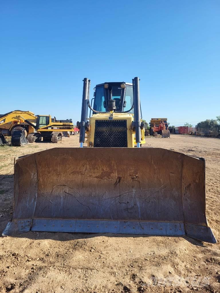 New Holland D 180 Buldožeri gusjeničari