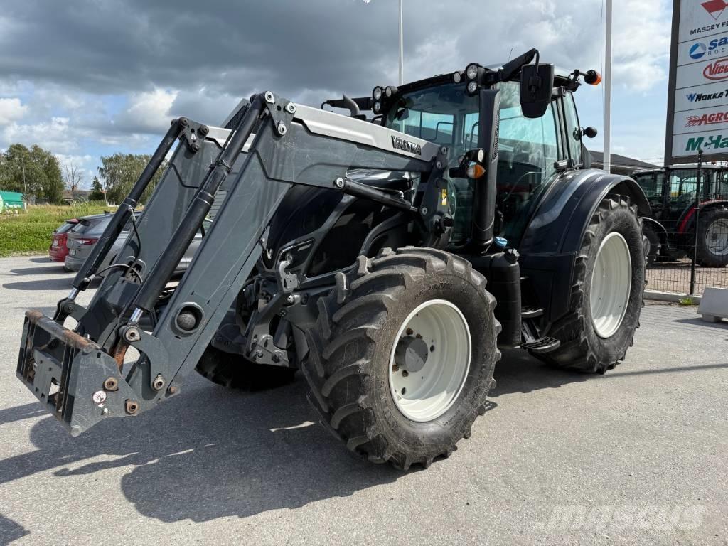 Valtra N 174 Traktori