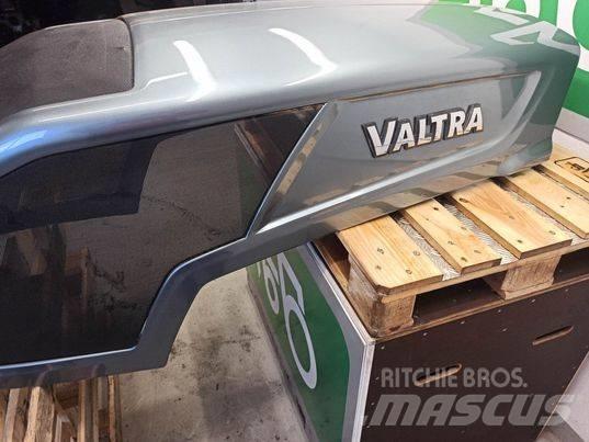 Valtra N 163 hood Kabine i unutrašnjost