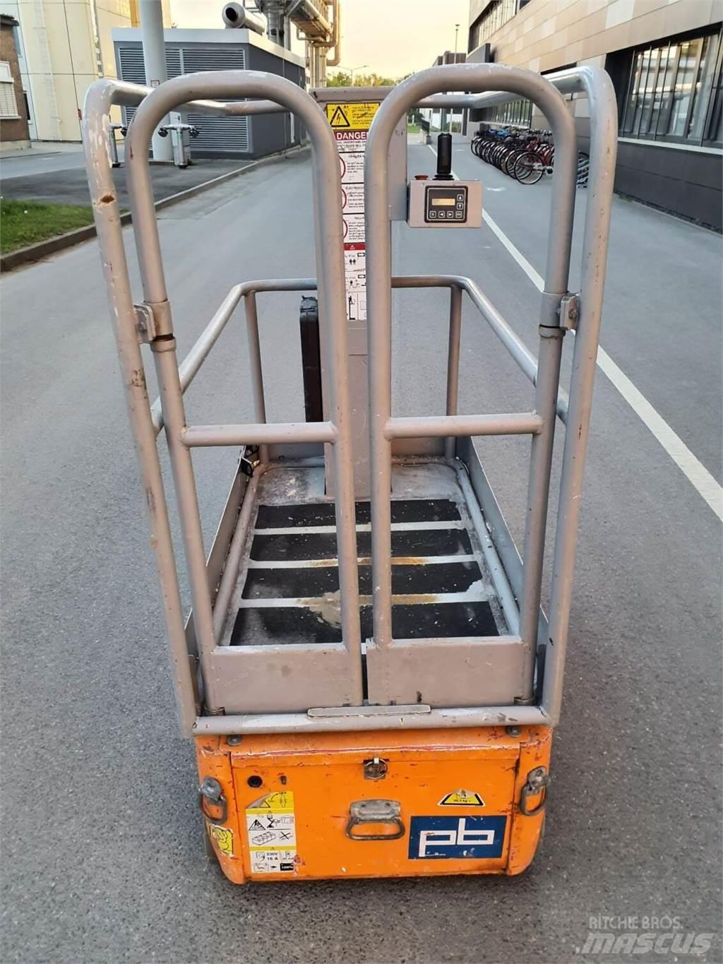 Manitou 60 V (01206) Vertikalne radne podizne platforme
