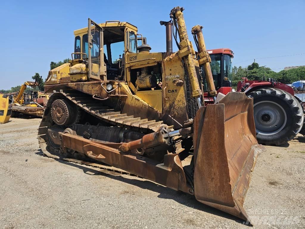 CAT D 8 L Buldožeri gusjeničari