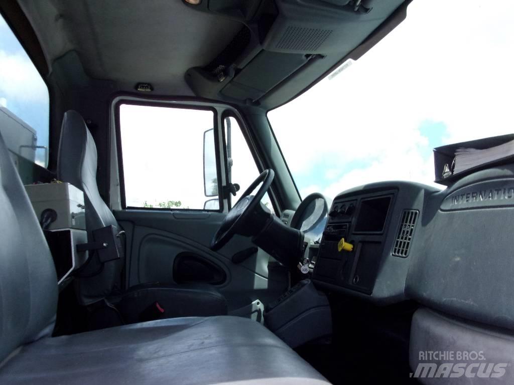 International 7400 Kombiji / vakuumski kamioni