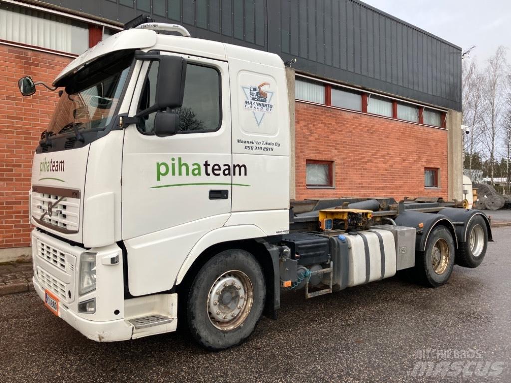 Volvo FH 550 Rol kiper kamioni s kukama za dizanje