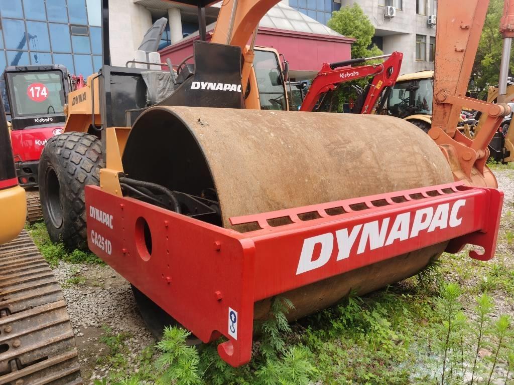 Dynapac CA 251 D Valjci sa jednim bubnjem