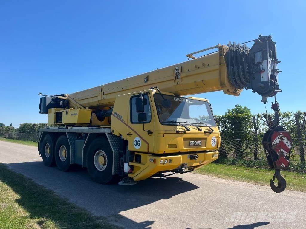 Grove GMK 3055 Rabljene dizalice za težak teren