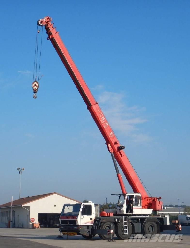 Grove GMK 3050 Rabljene dizalice za težak teren