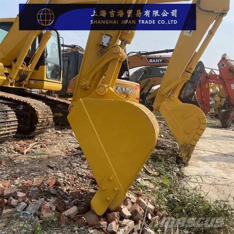 Komatsu PC 138 US Bageri gusjeničari