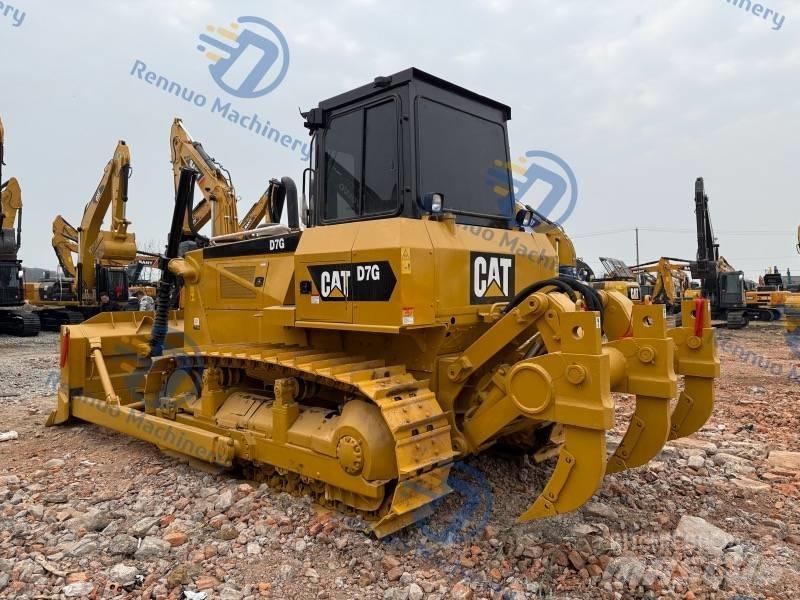 CAT D 7 G Buldožeri gusjeničari