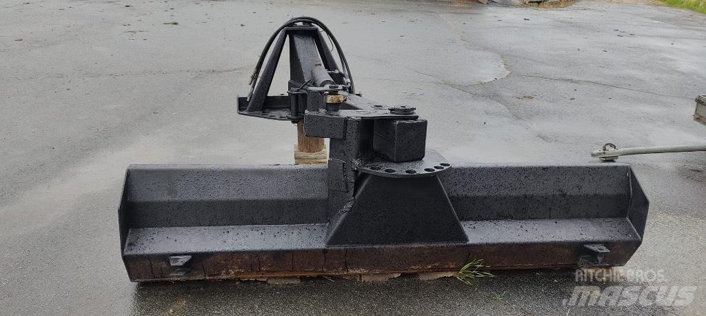 Esko 250 H Plugovi za putove