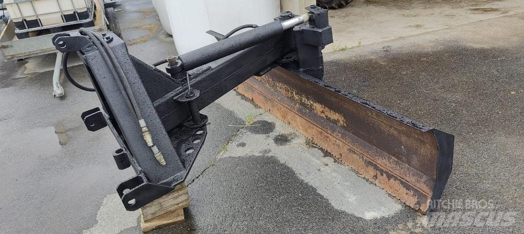 Esko 250 H Plugovi za putove