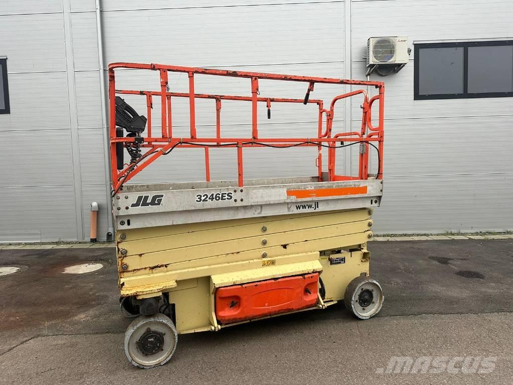 JLG 3246 ES Škaraste platforme