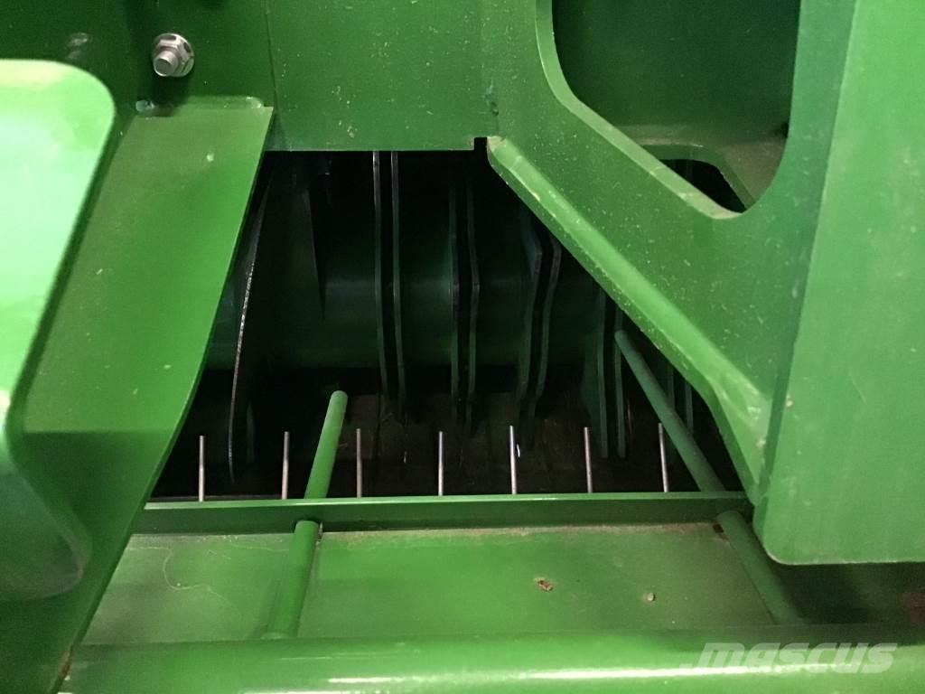 John Deere V461M Rolo balirke