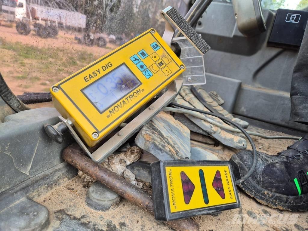 Volvo EC 240 B LC Bageri gusjeničari