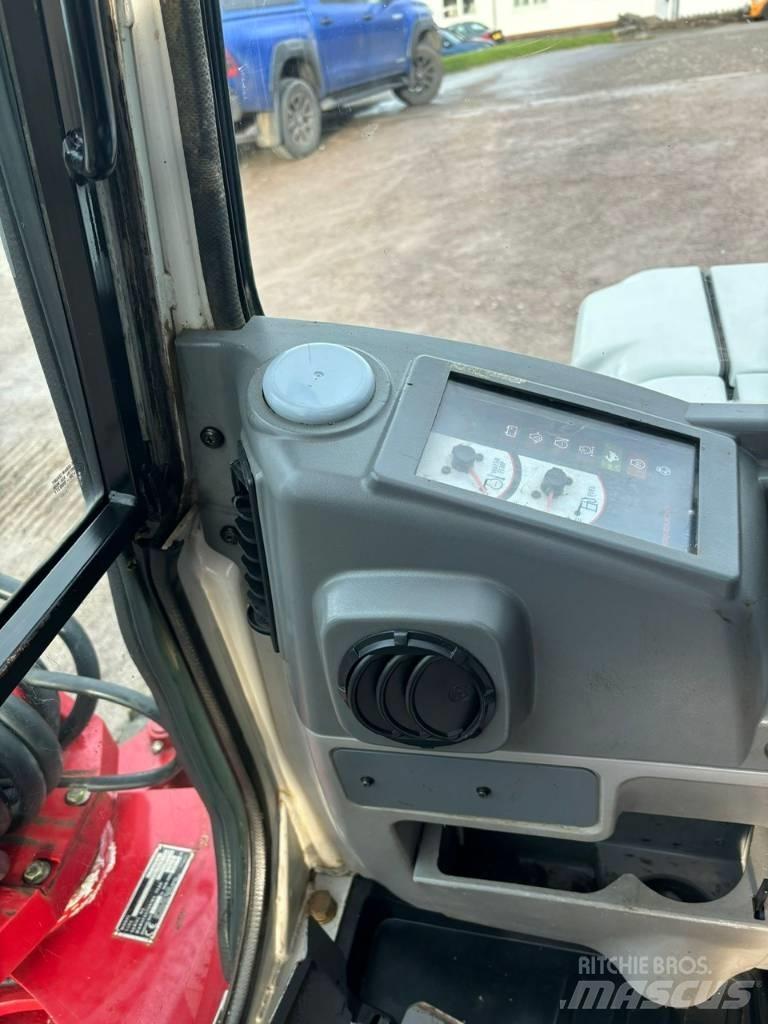 Takeuchi TB 250 Mini bageri <7t