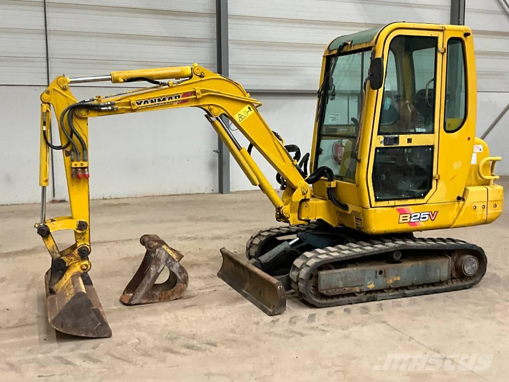 Yanmar B 25 V Mini bageri <7t