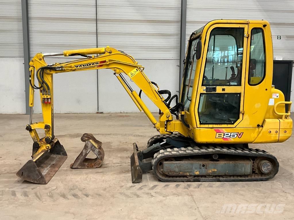 Yanmar B 25 V Mini bageri <7t