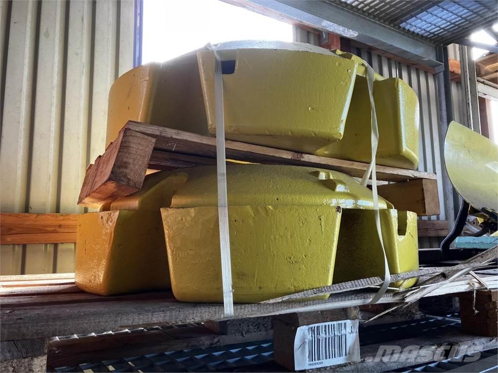John Deere 620 kg Ostala oprema za traktore