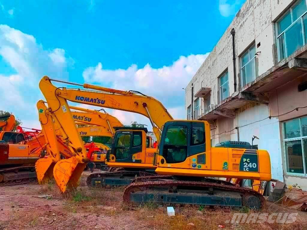 Komatsu PC 240 Bageri gusjeničari