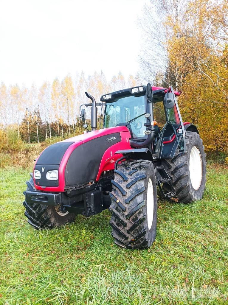 Valtra T 191 Traktori