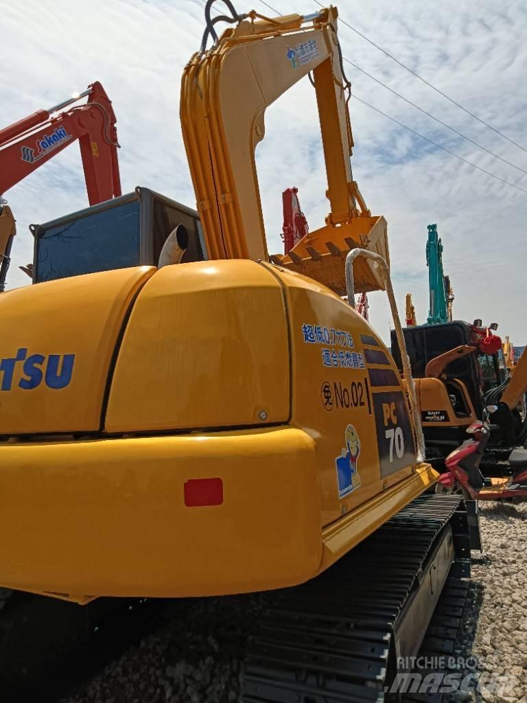 Komatsu PC 70 Bageri gusjeničari
