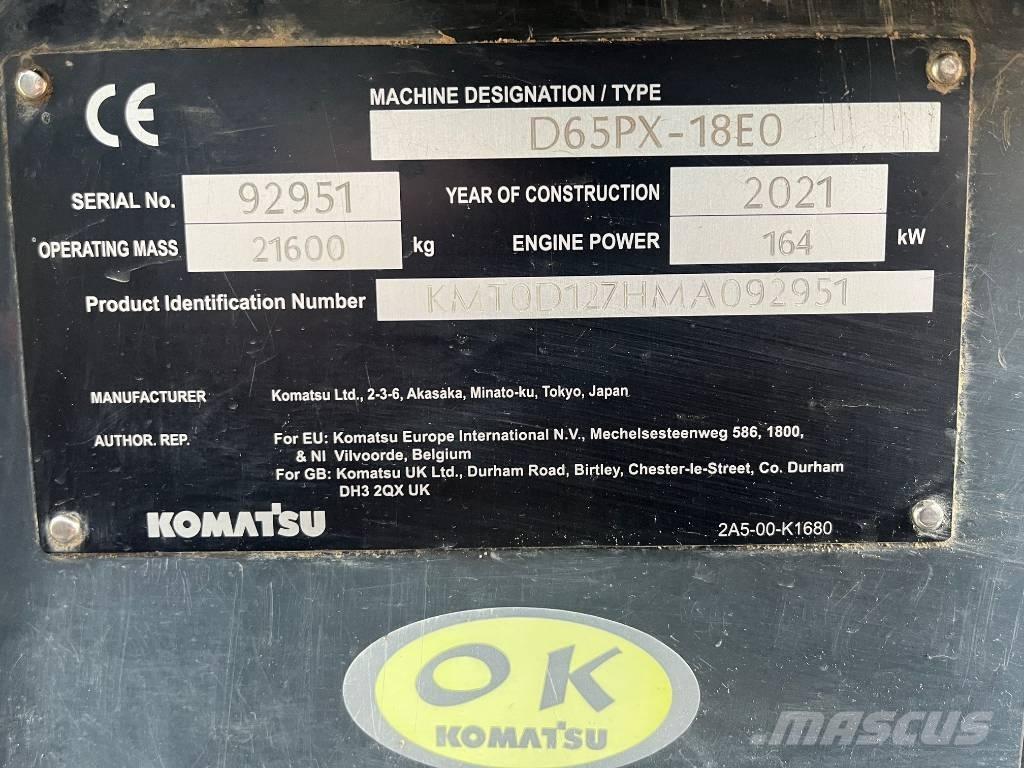 Komatsu D65PX-18E0 Buldožeri gusjeničari