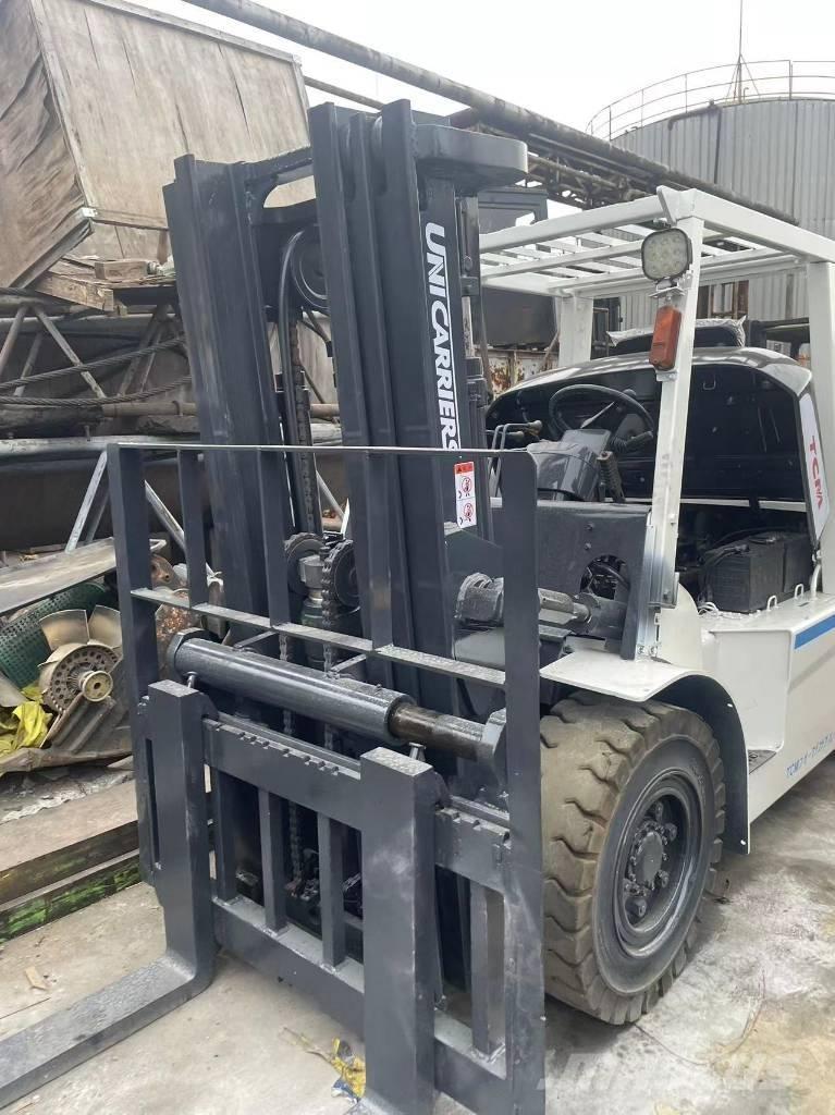 TCM 5 TON Dizelski viličari