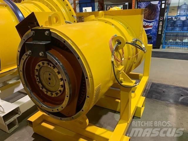 Komatsu 830 E Zglobni demperi