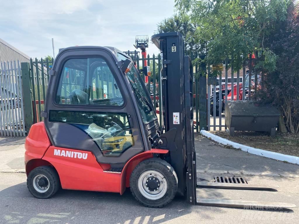 Manitou Mi25D Dizelski viličari
