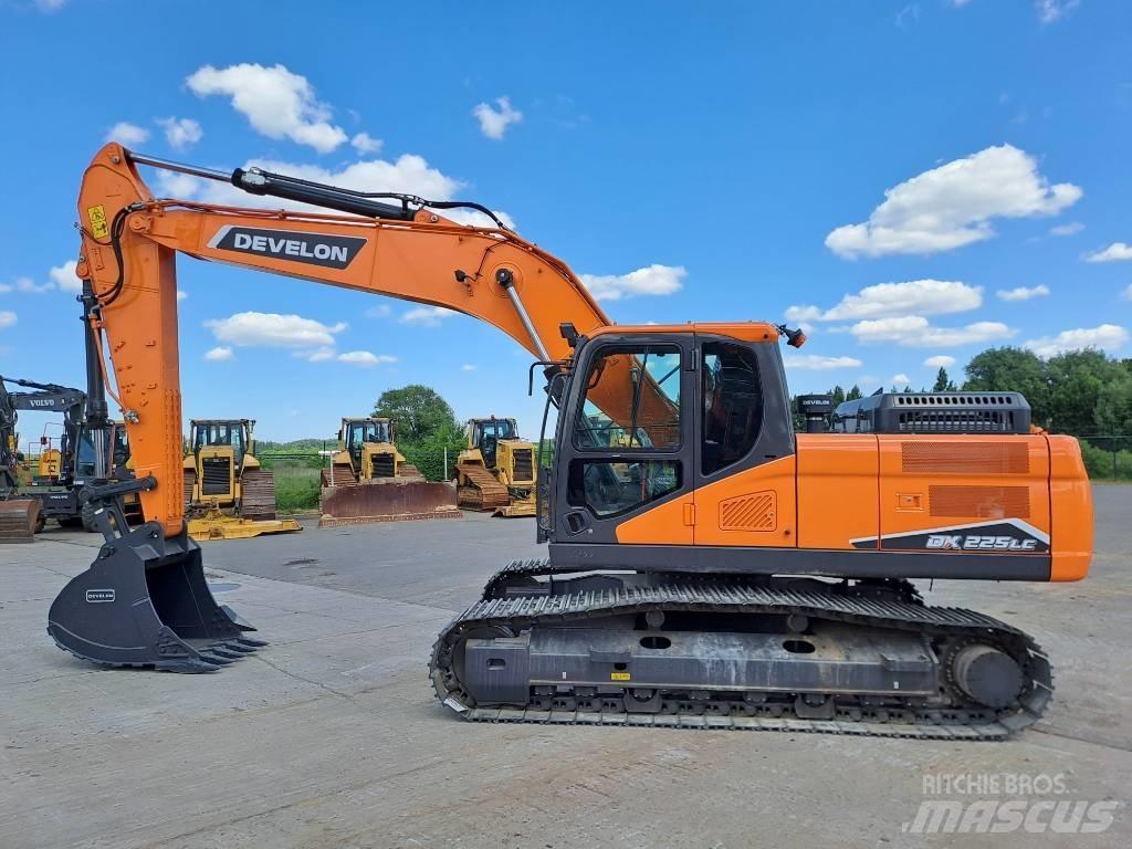 Develon DX225LC-7M Bageri gusjeničari