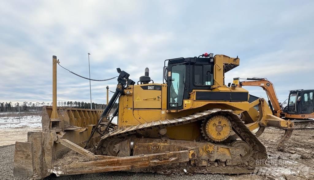 CAT D 6 T LGP Buldožeri gusjeničari