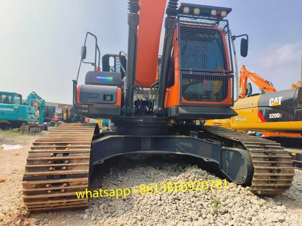 Doosan DX 225 Bageri gusjeničari