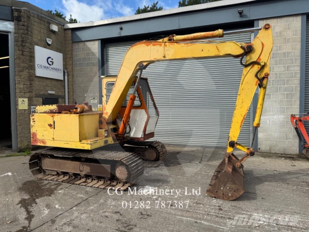 Hitachi UH031 Bageri gusjeničari
