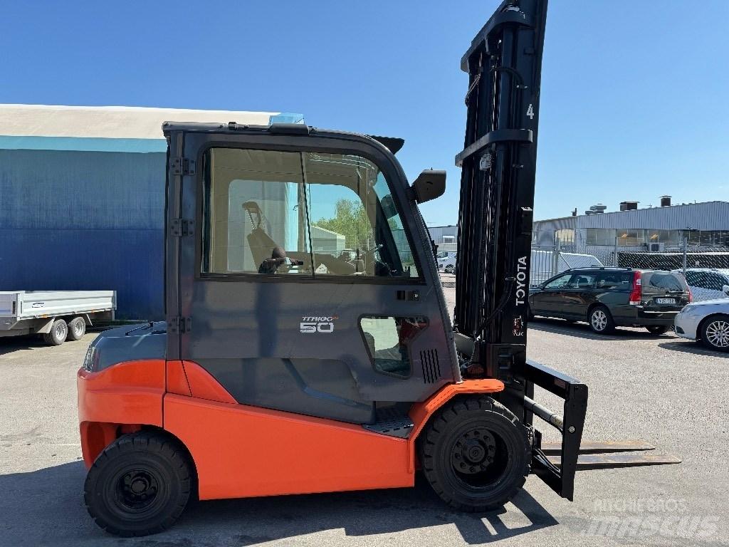 Toyota 8FBMT50 Električni viličari