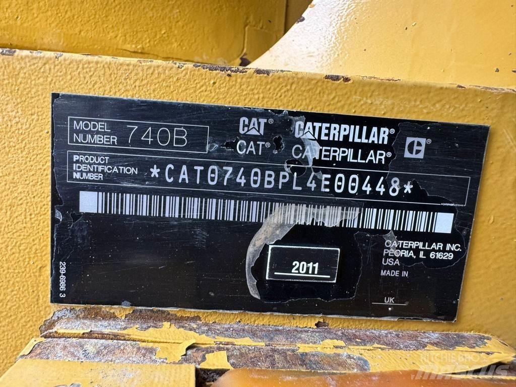 CAT 740B Zglobni demperi