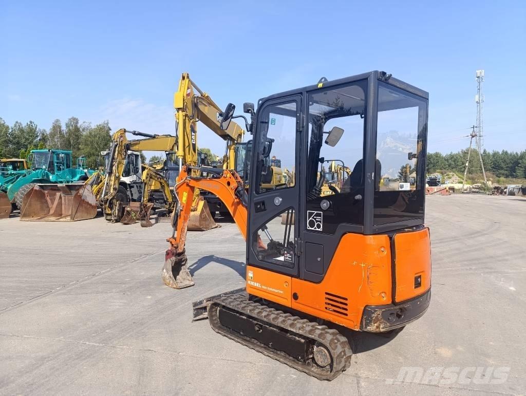 Hitachi ZX 19-5 Mini bageri <7t