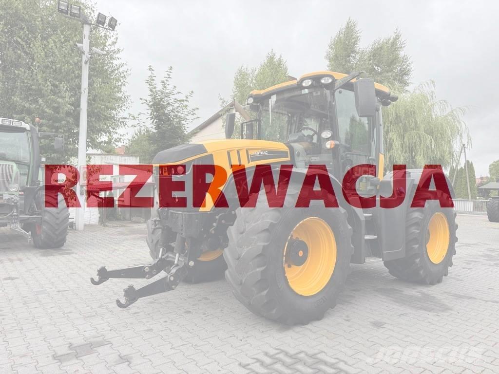 JCB FASTRAC 4220 Traktori