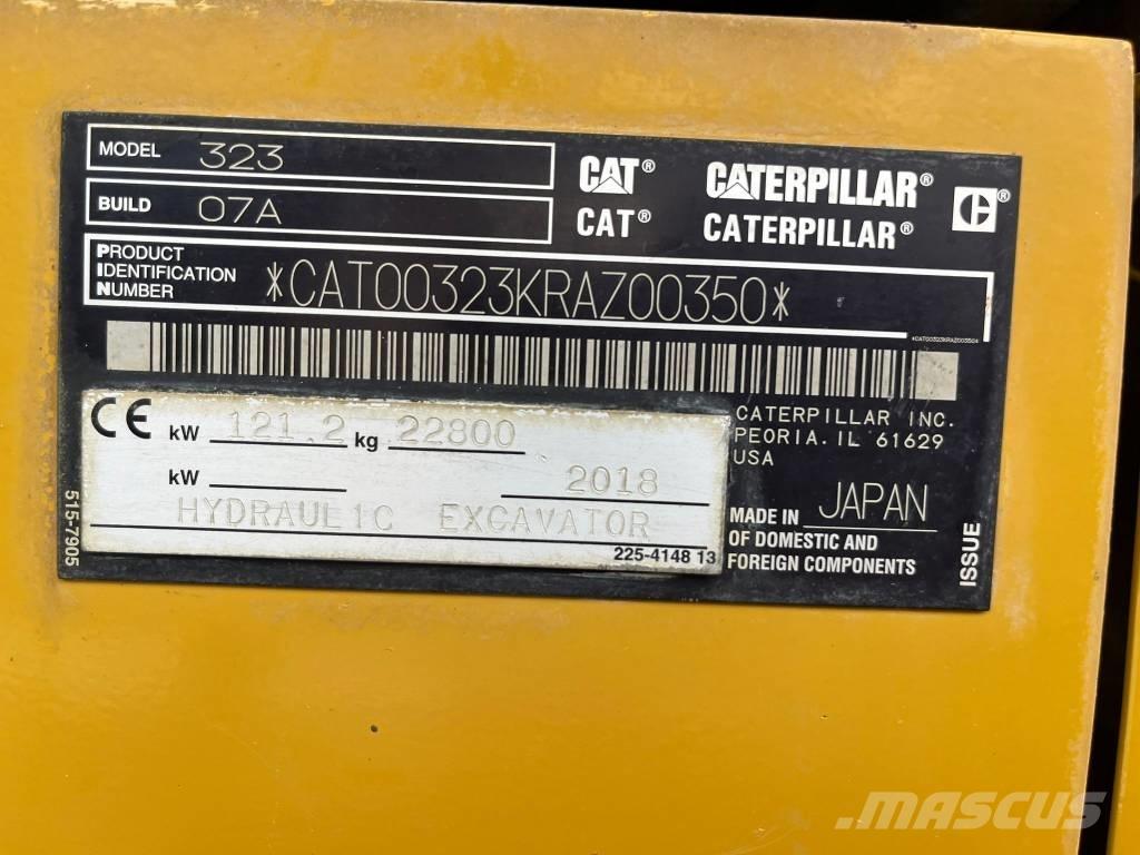 CAT 323 07A Bageri gusjeničari