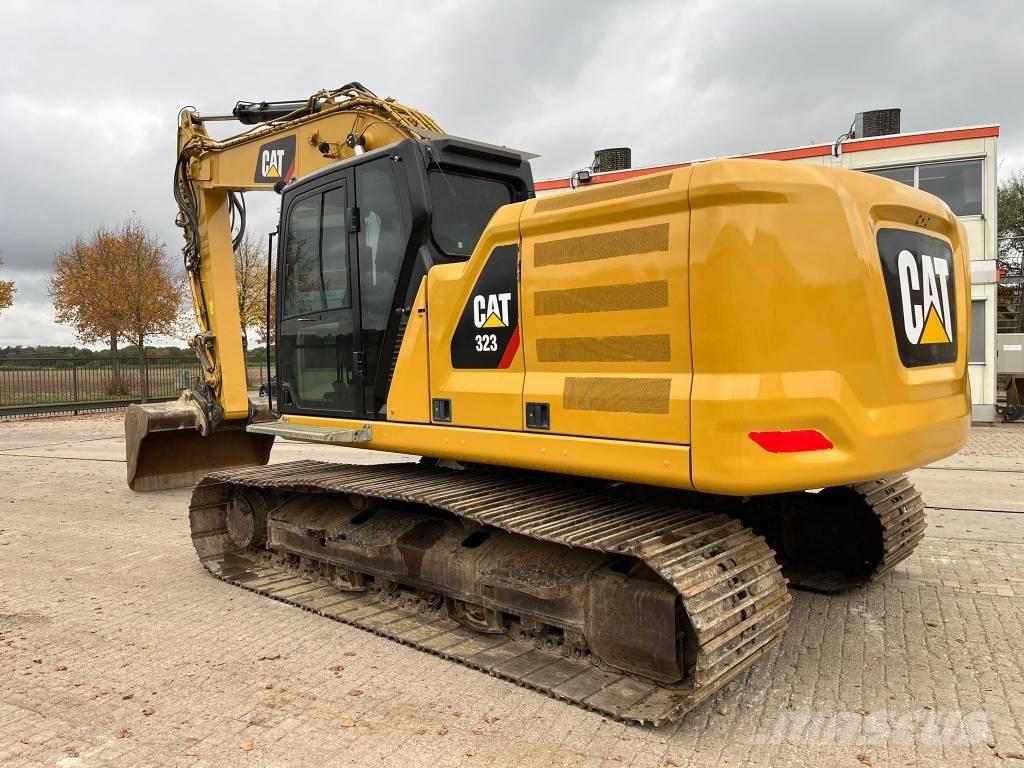 CAT 323 07A Bageri gusjeničari