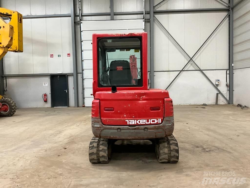 Takeuchi TB 235 Mini bageri <7t