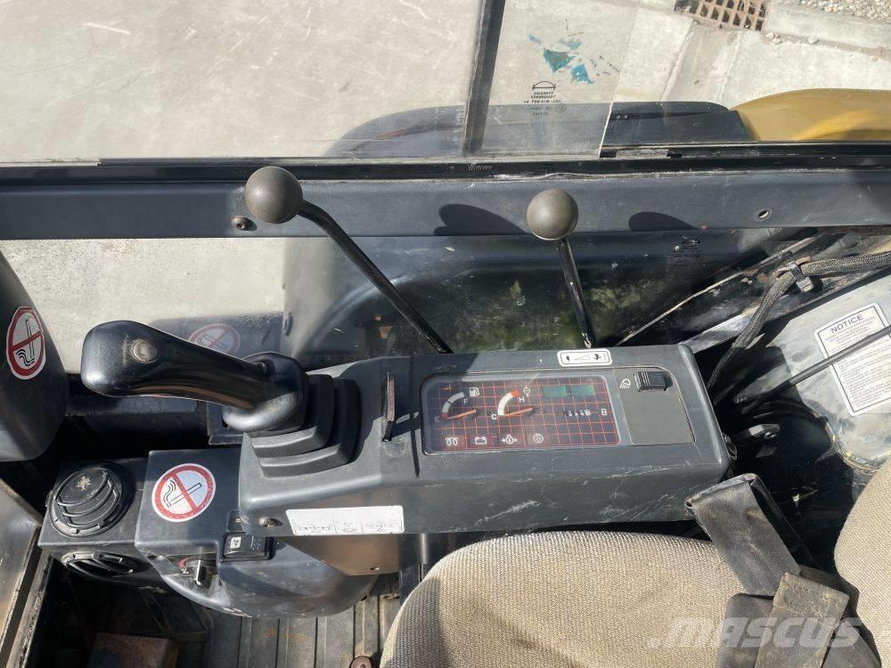 CAT 302.5 Mini bageri <7t