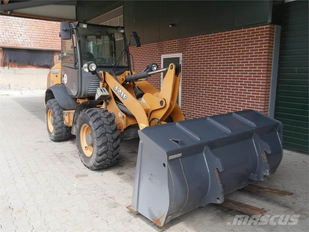 Case IH 321 F Utovarivači na kotačima