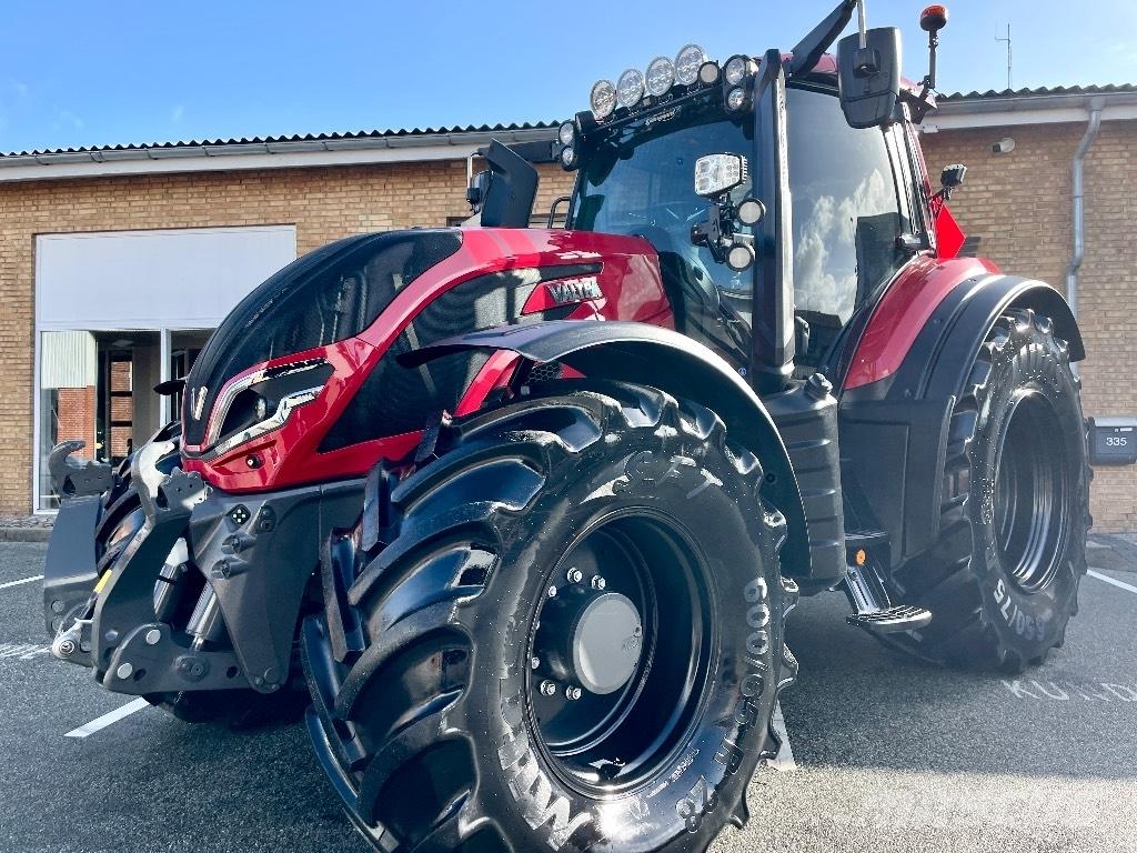 Valtra T235 S Traktori