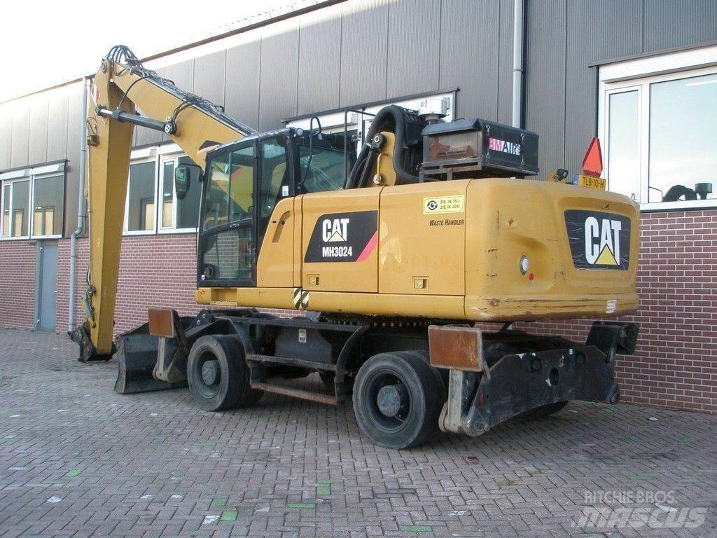 CAT MH3024 Bageri za manipuliranje materijalom / otpadom