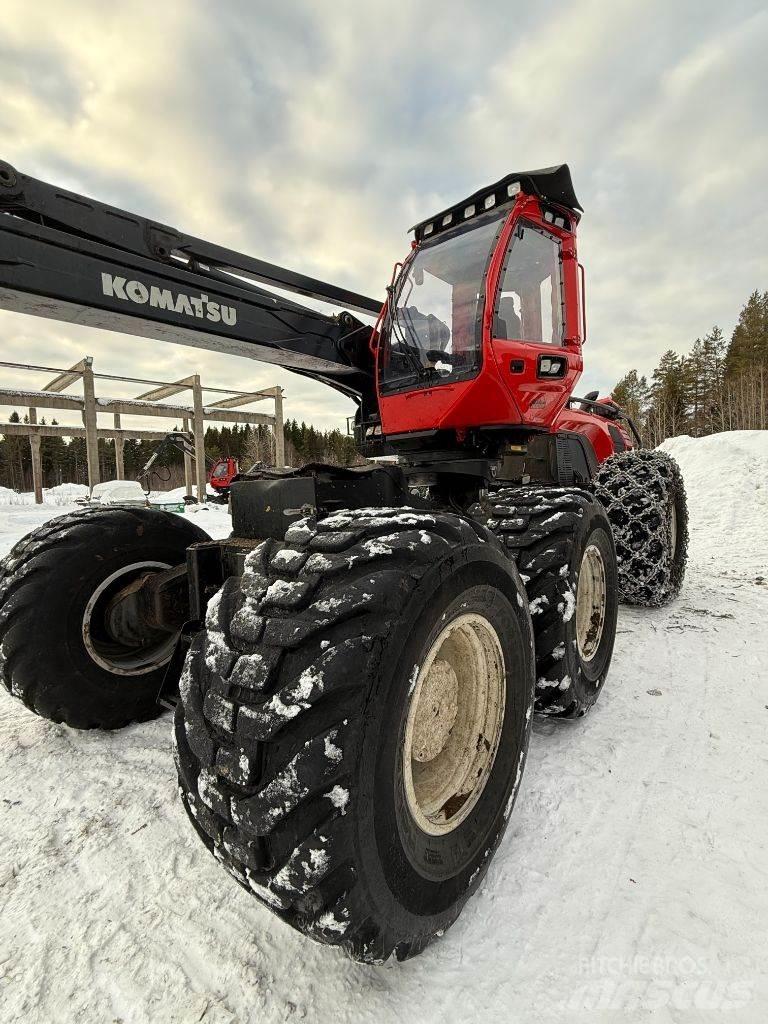 Komatsu 951 Harversteri