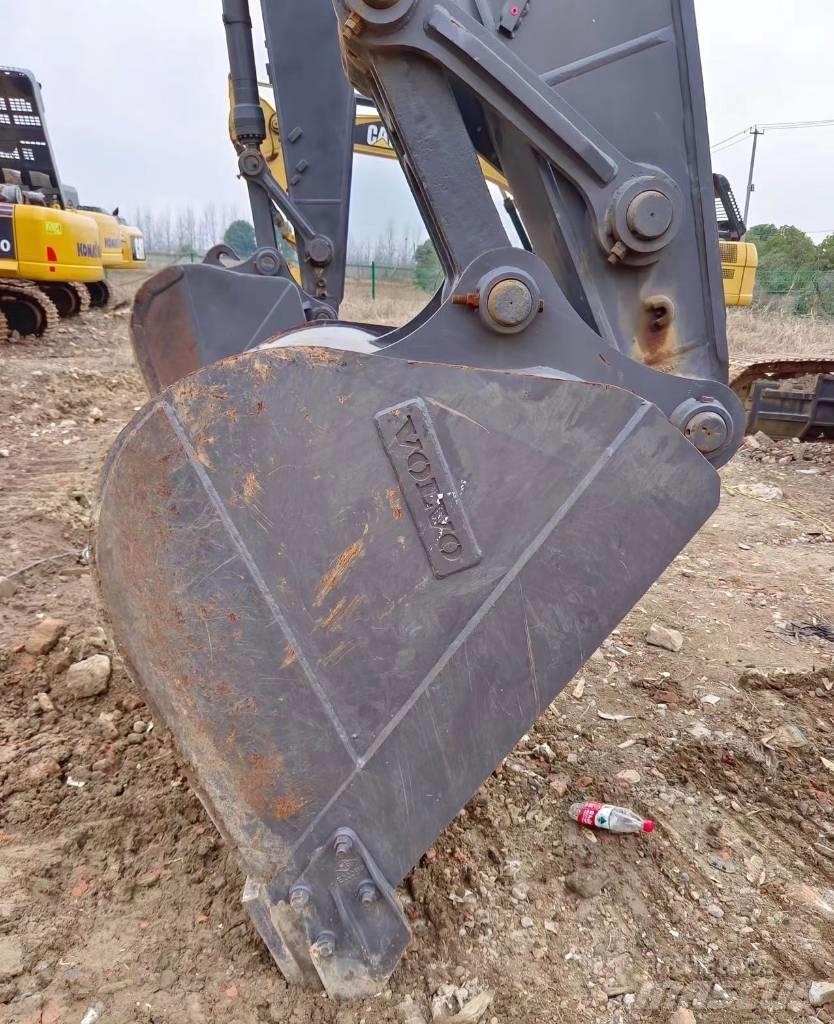 Volvo EC290 Bageri gusjeničari