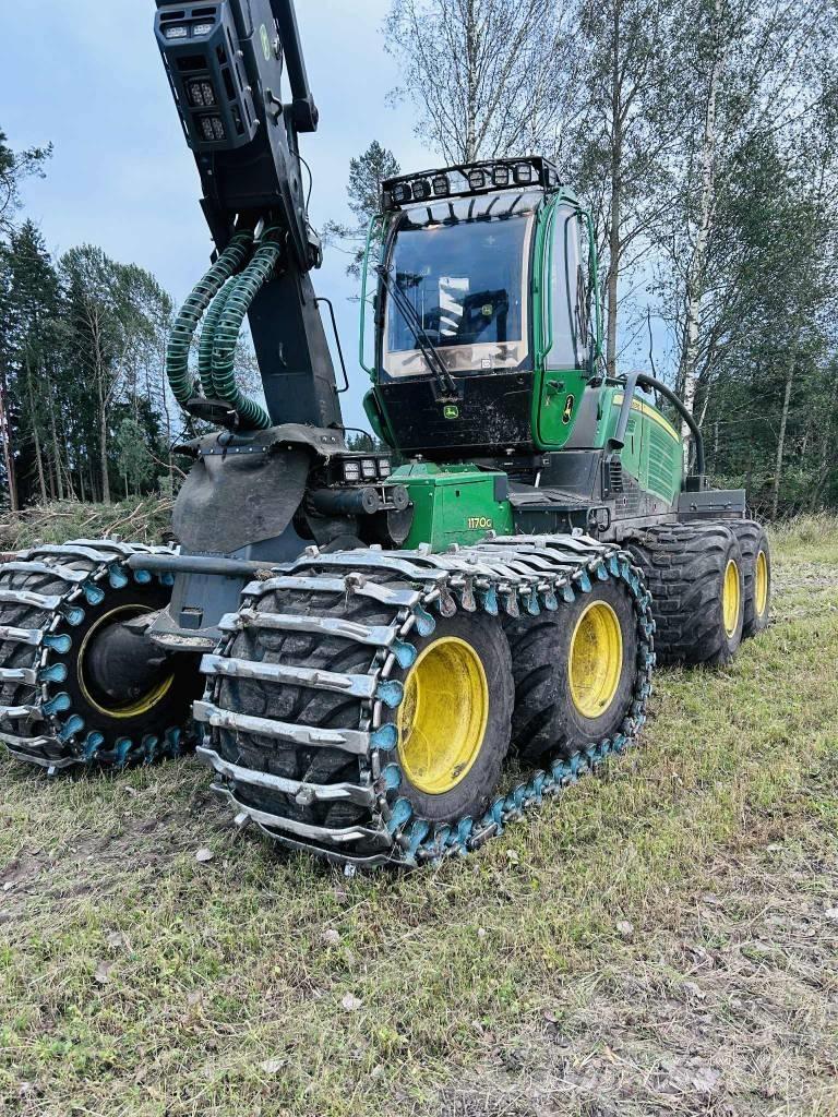 John Deere 1170G 8W Harversteri
