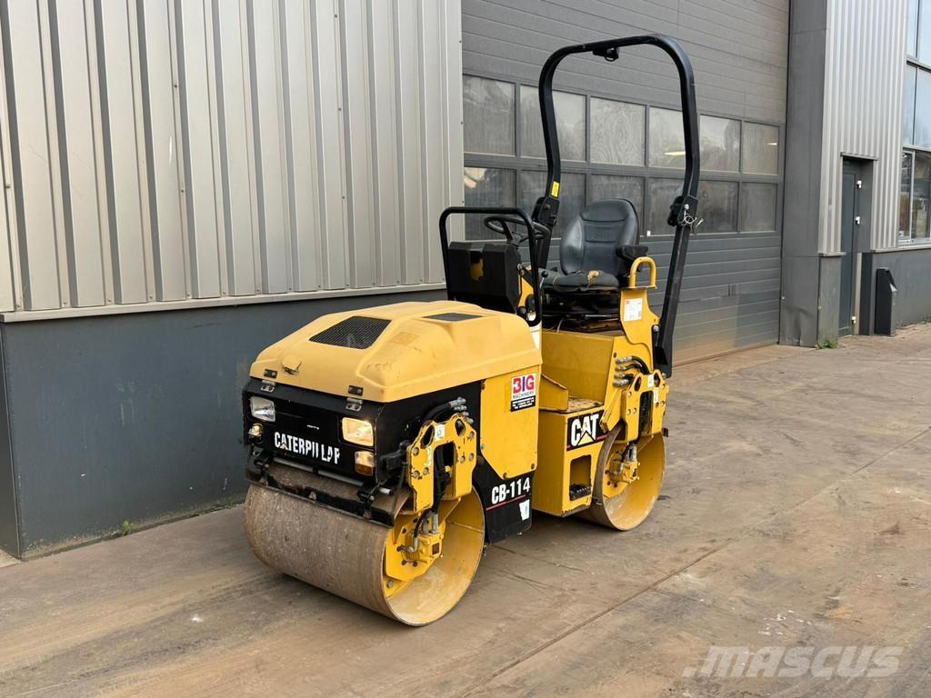 CAT CB114 Valjci sa dvojnim bubnjem